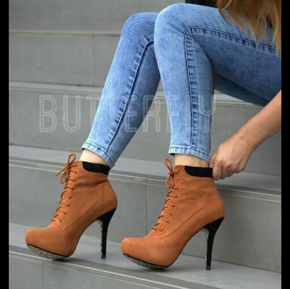 BOSTON DESIGN Studio Hiker Ankle Boots Chic platform stiletto.